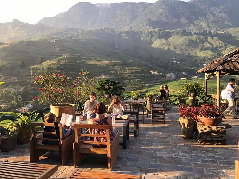 🌾 Top 8 Beautiful Cafes with Rice paddies in Sapa 1 La dao Rice paddies in Sapa