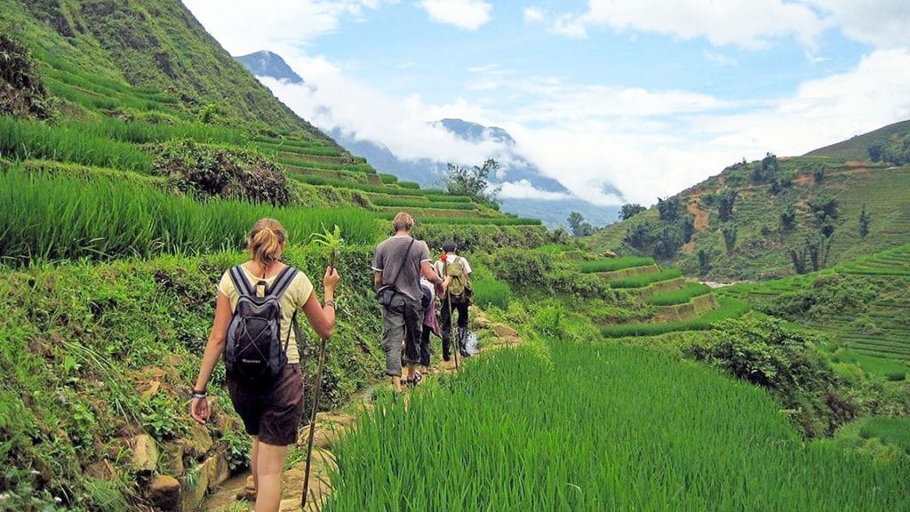 2 days Hau Thao tour Sa Pa trekking