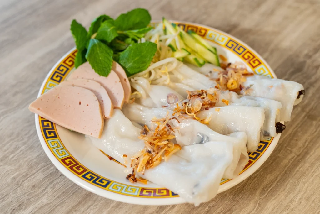 Cẩm nang ẩm thực Hà Nội: Bản đồ ẩm thực Phố cổ tuyệt đỉnh 2 banh cuon hanoi food tour