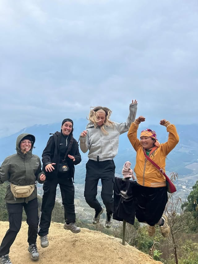 2 days Hau Thao tour